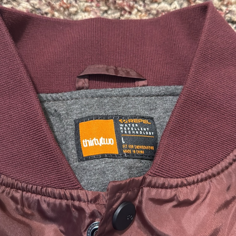 ThirtyTwo Jacket - Picture 3 of 8